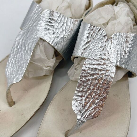 Pedro Garcia T-Strap Thong Sandal Silver 9.5 - Picture 4 of 9